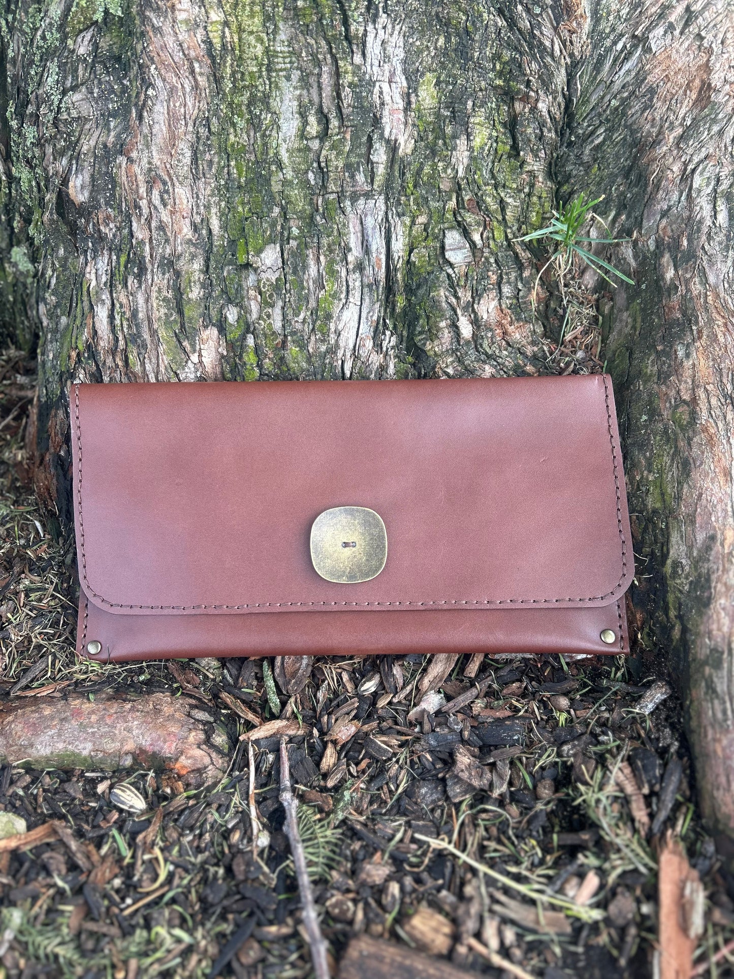 The Rectangular Enve (Clutch): Brown