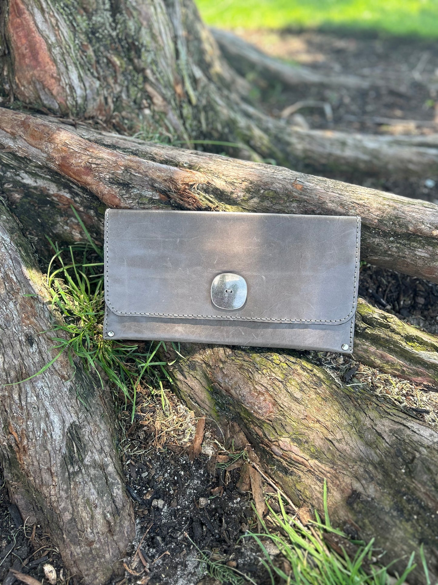The Rectangular Enve (Clutch): Grey
