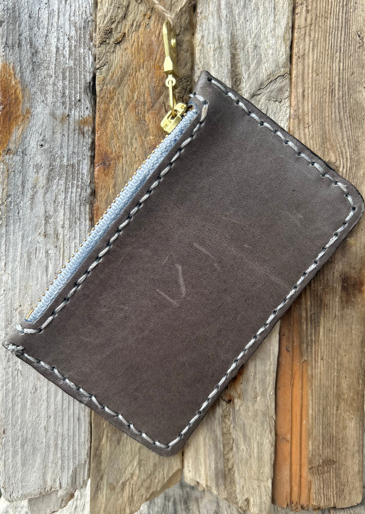 Small Essentials (Zipped) Grey