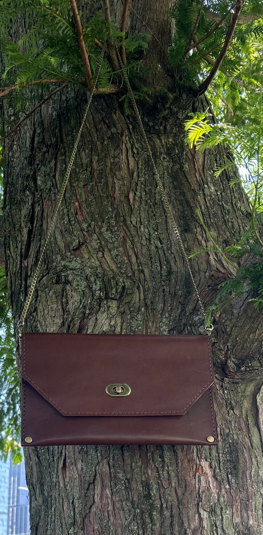 The Square Enve Clutch (with chain) Brown