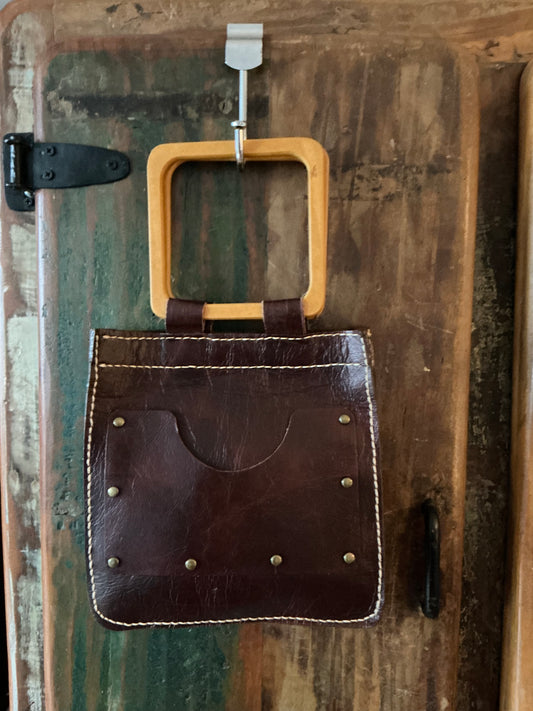The Square with square handle (Brown)