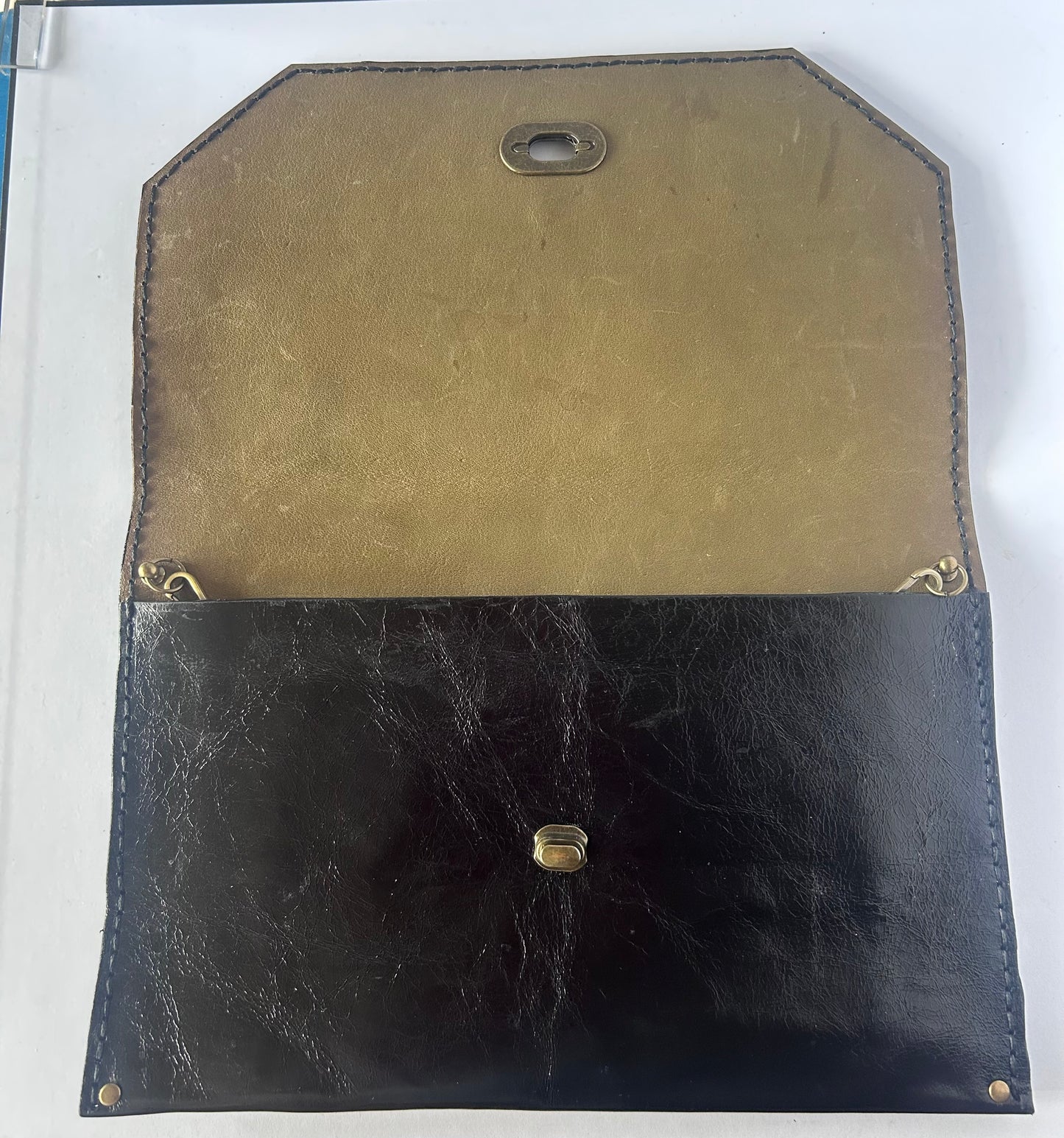 The Square Enve Clutch (with chain) Black