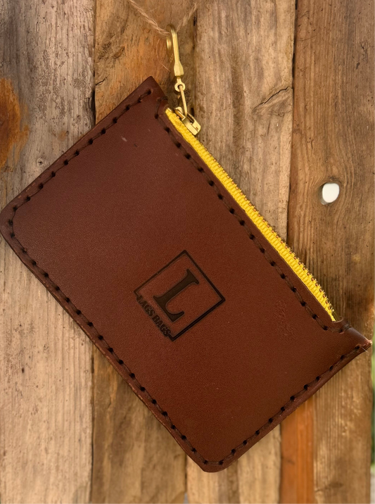 Small Essentials (Zipped) Brown