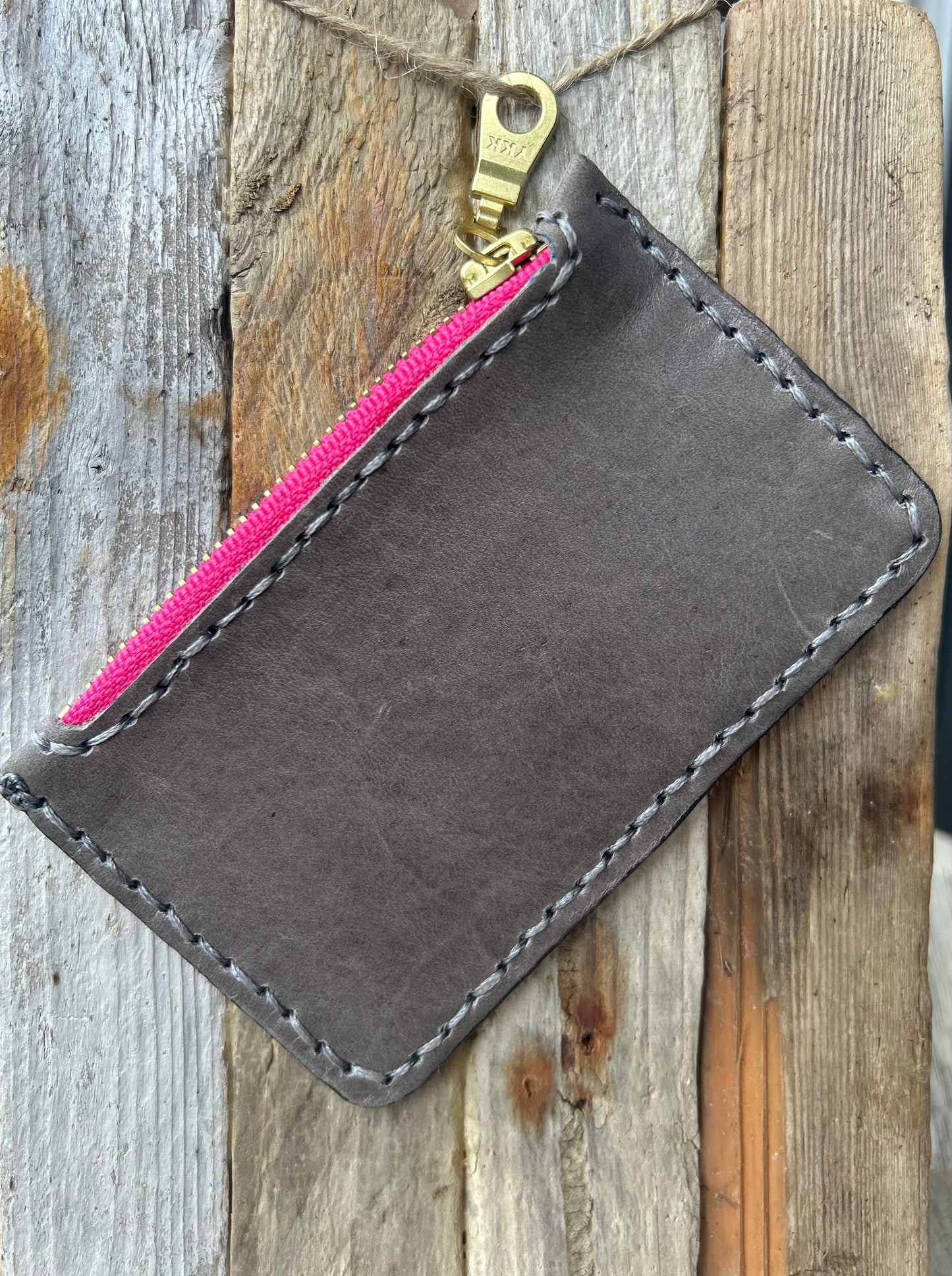 Small Essentials (Zipped) Grey