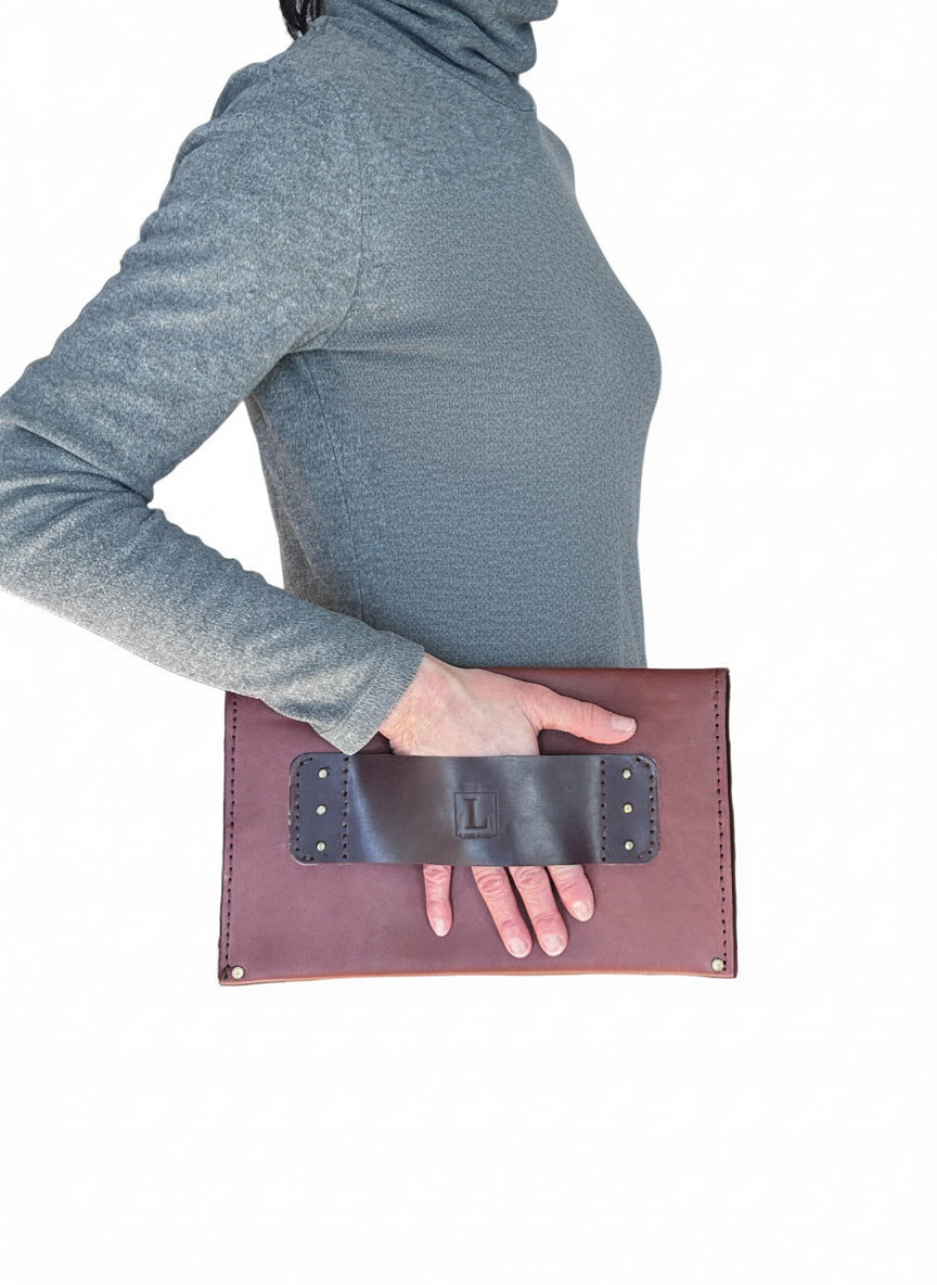 The Square Enve Clutch: Brown