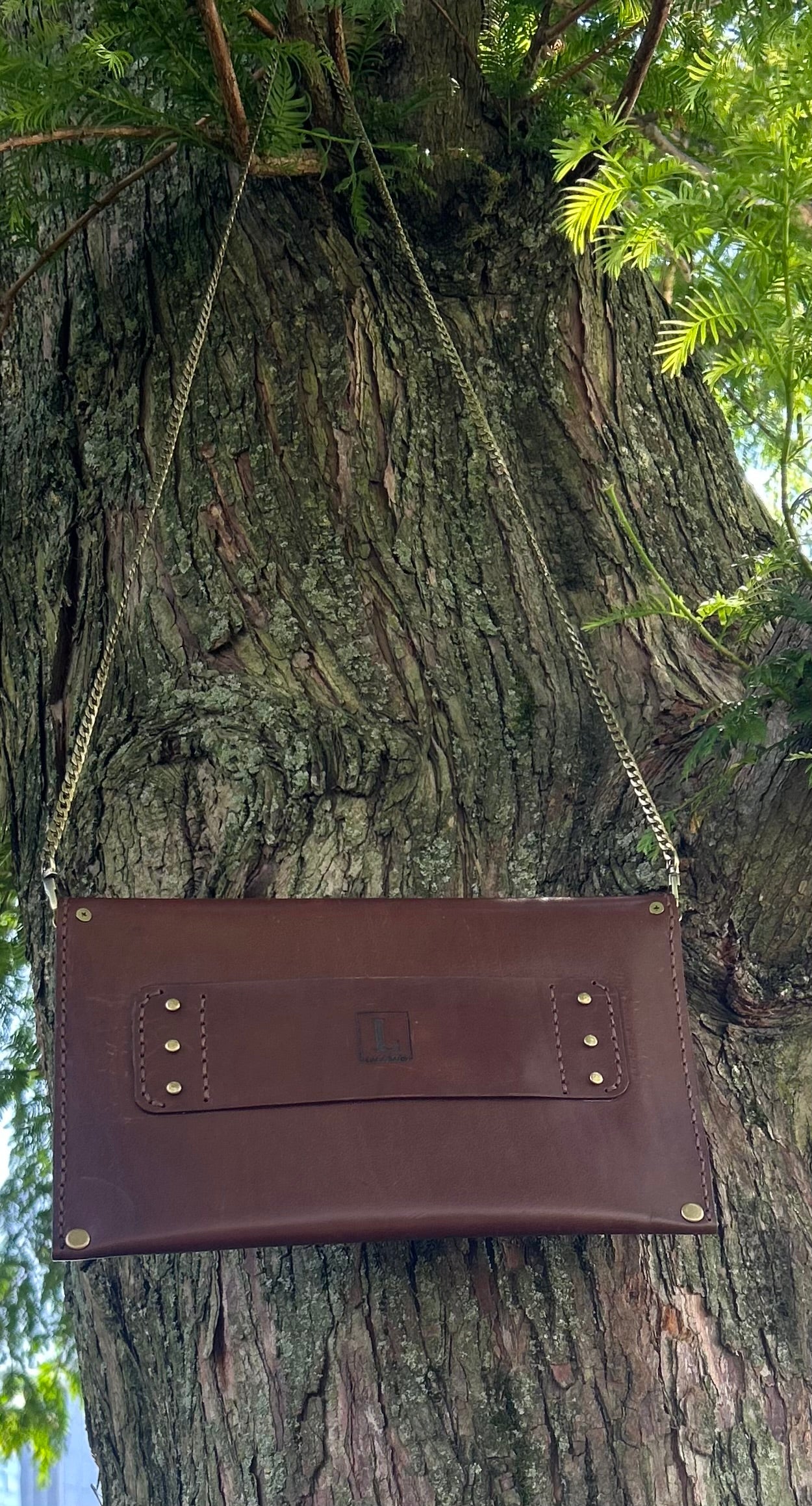 The Square Enve Clutch (with chain) Brown