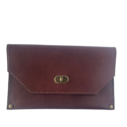 The Square Enve Clutch (with chain) Brown
