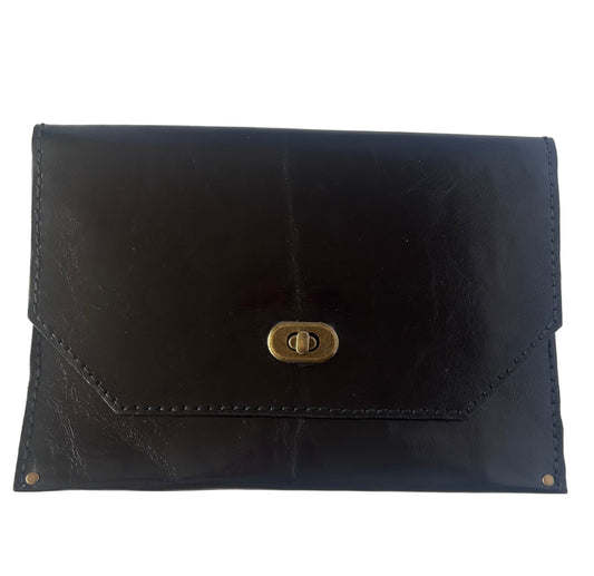 The Square Enve Clutch (with chain) Black